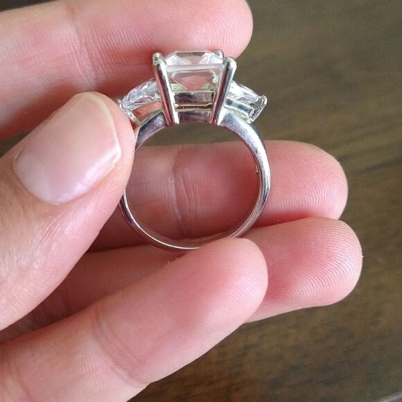 CZ Statement Band size 8 - Picture 5 of 6